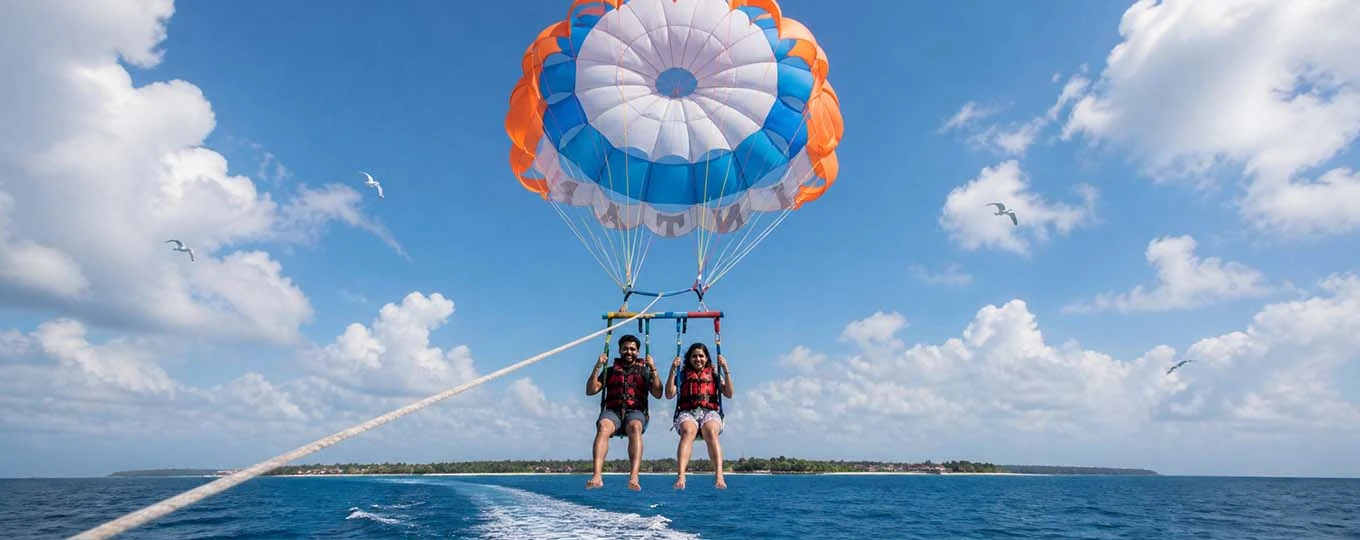 Top rated Bali water sport tour package at Tanjung Benoa beach Bali